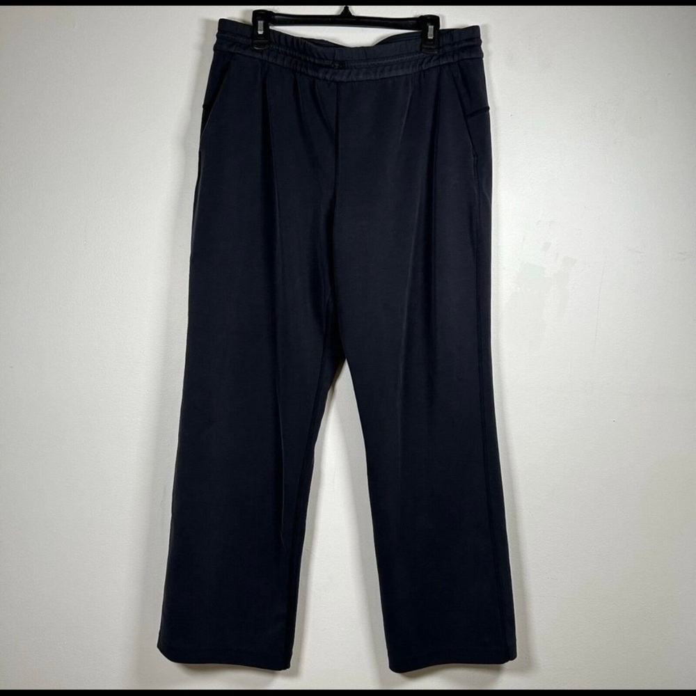 Lululemon Softstreme Grayish/Black High Rise Pants